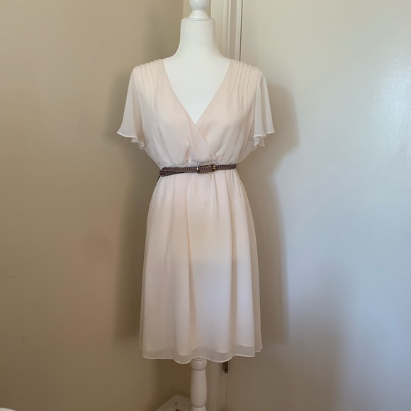 BCBGeneration Dresses & Skirts - White chiffon BCBG dress L large